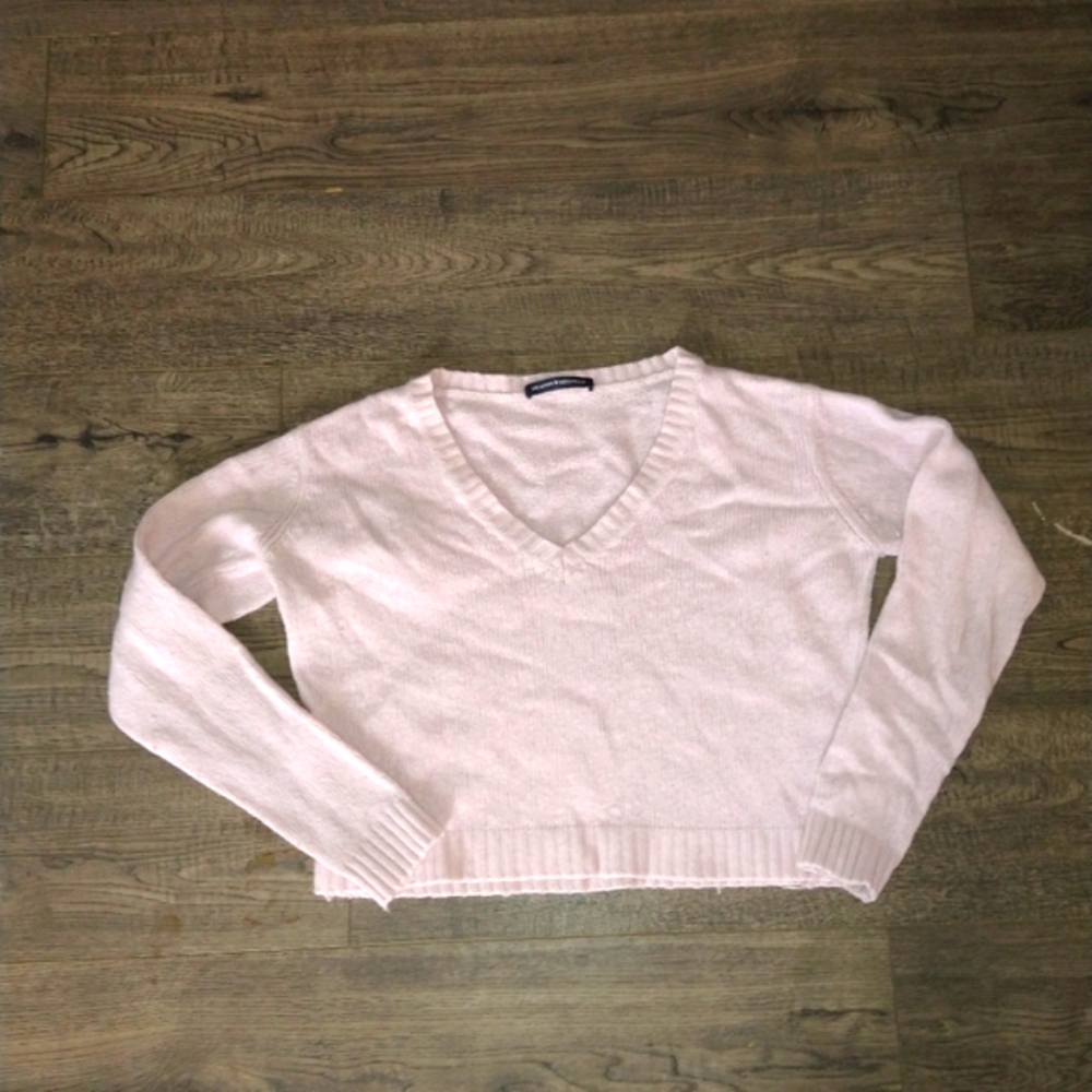 Very Pale Pink VNeck Crop Sweater
